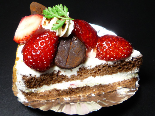 イチゴのチョコレート・ショートケーキ